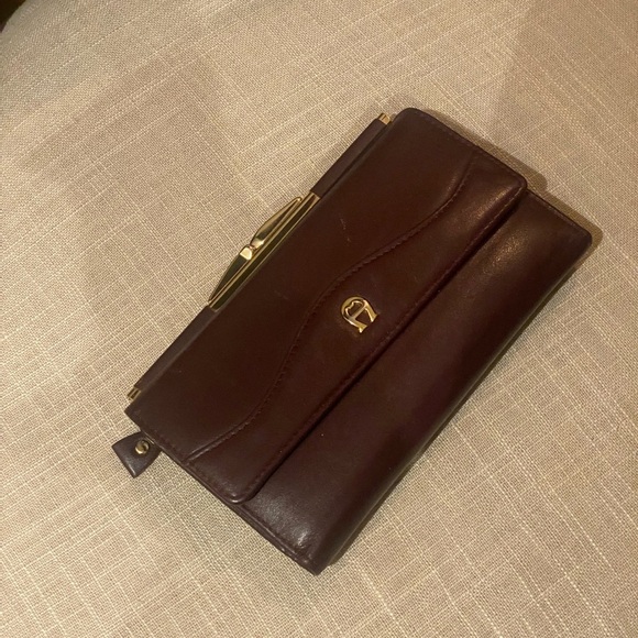 Etienne Aigner burgundy genuine leather women's wallet